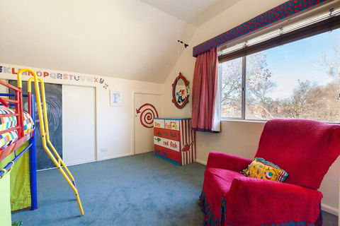 KELLY, 3BDR Northcote House - Hotel NSW 4