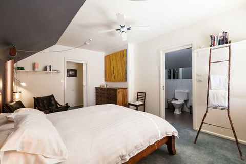 KELLY, 3BDR Northcote House - Hotel NSW 6