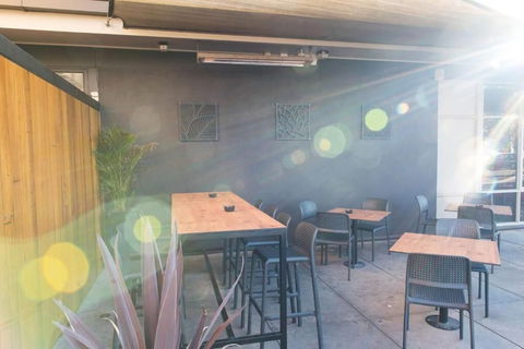 Nightcap At Hendon Hotel - Hotel NSW 6