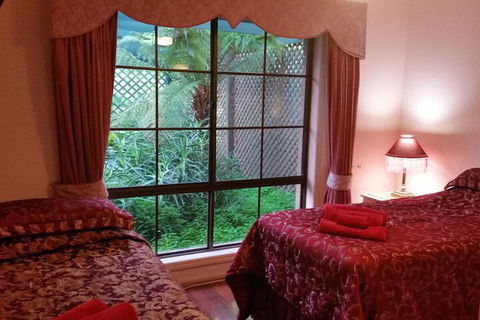 Ballarat Tranquility Cottages - Hotel NSW 6