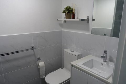 Nicholli, Bay Parklands, Unit 21/2 Gowrie Avenue - Hotel NSW 1
