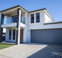 The Races - Swanport - Hotel NSW