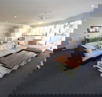 Ocean Shores Unit 11 at South West Rocks - Hotel NSW