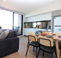 Queen of Northcote Views Rejuvenate Stays - Hotel NSW