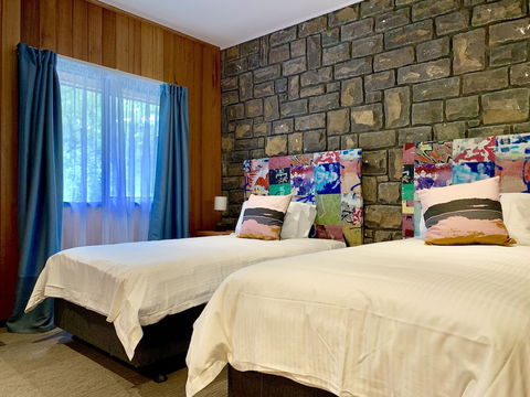 Emerald Star Cottages - Hotel NSW 2