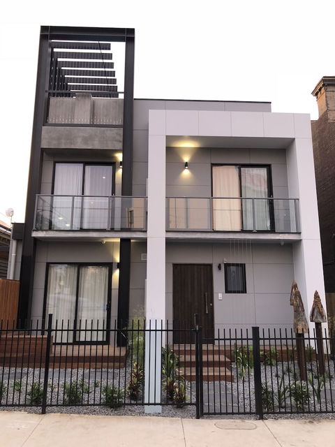 Nomads Nest Geelong - Hotel NSW 3