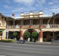 Mickey Bourke's Koroit Hotel - Hotel NSW