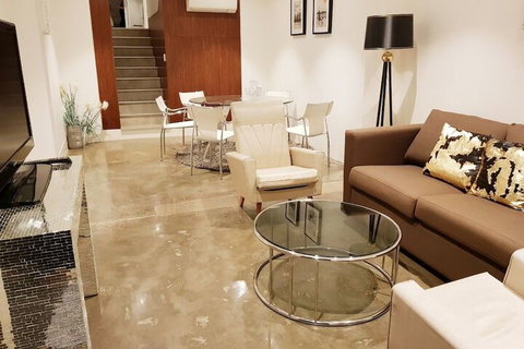 Darling Harbour Modern 2 Bedroom Terrace - Hotel NSW 6