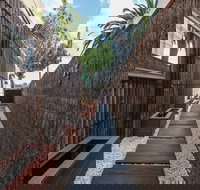 The Jetty Beach Apartment by Ready Set Host - Hotel NSW