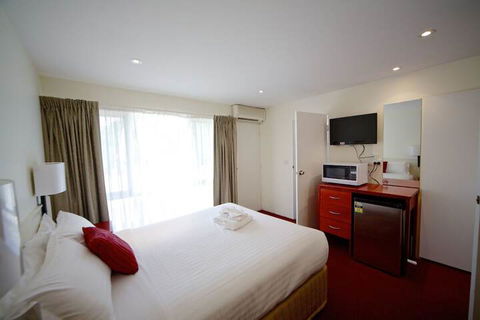 Sanctuary House Resort Motel - Hotel NSW 4