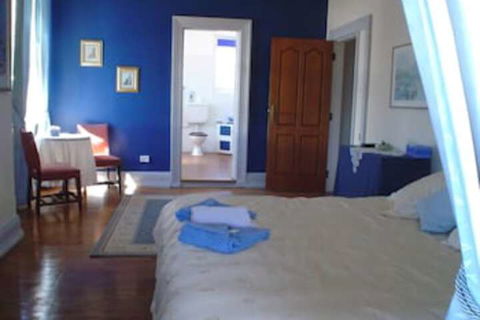 The Old Vic Inn - Hotel NSW 3