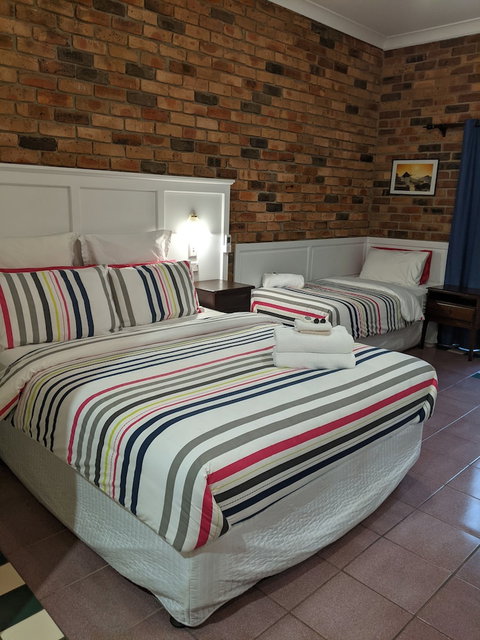 Ettalong Beach Tourist Resort - Hotel NSW 3