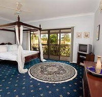 Willow Tree Estate