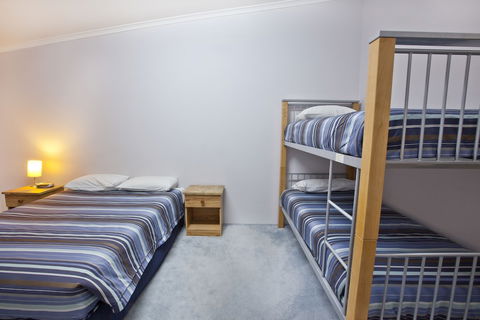 Banjo Paterson Inn - Hotel NSW 2