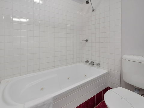 Banjo Paterson Inn - Hotel NSW 4