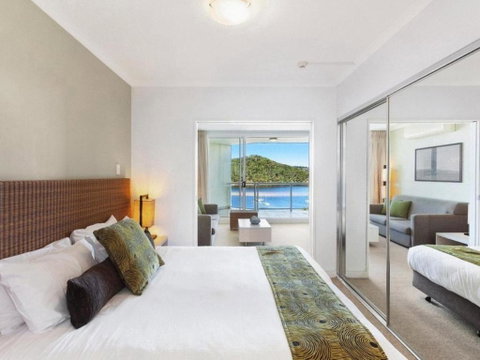 Ocean Panorama 1 Bedroom Oceanview Apt - Hotel NSW 2
