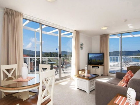 Bella Mare 2 Bedroom Ocean View Terrace Apt - Hotel NSW 3