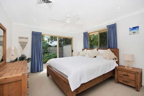 Kailani Beach House - Hotel NSW 3