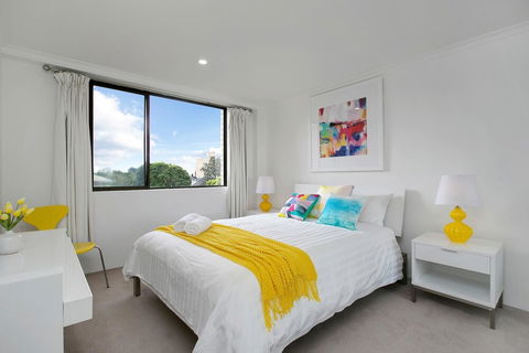 Newly Renovate Immaculate Cremorne One Bedroom Apartment CREM4 - Hotel NSW 3