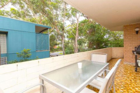 Apartment With Inground Pool - Hotel NSW 5