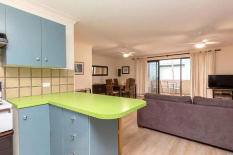 Apartment With Inground Pool - Hotel NSW 6