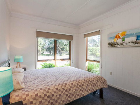 OCEANS 12 ANGLESEA - Hotel NSW 4