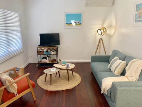 Yaringa Cottage...by The Sea - Hotel NSW 4