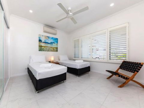 CANOPY HOUSE At PALM COVE - Hotel NSW 6
