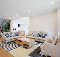 Lux Style 4BR Townhouseashwood - Hotel NSW