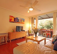 Colour Pop - Rejuvenate Stays - Hotel NSW