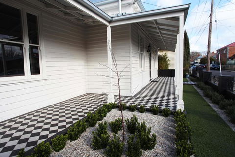 Montabella - Hotel NSW 6