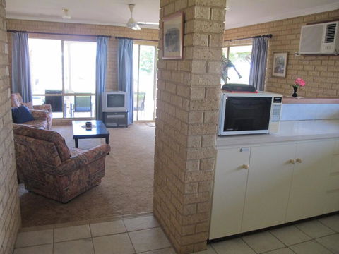 Kalbarri Riverfront Unit - Hotel NSW 4
