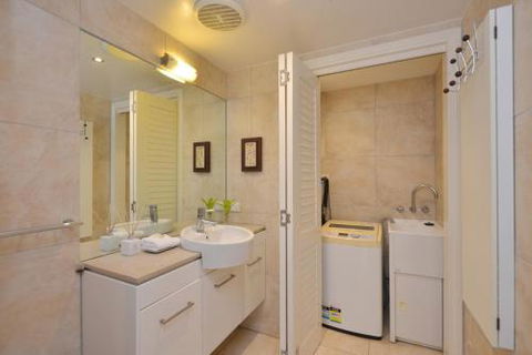 No. 5 Templemoon - Hotel NSW 2