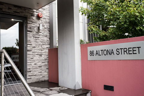 ReadySet Apartments On Altona - Hotel NSW 2