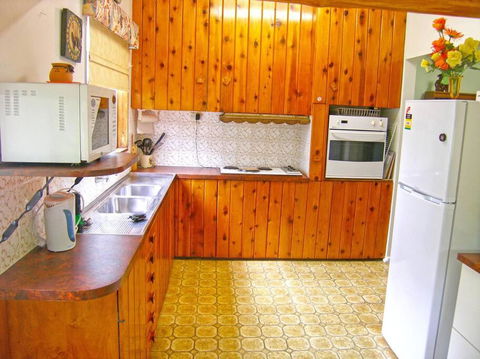 CHAP14C Chapman Cottage - Hotel NSW 1