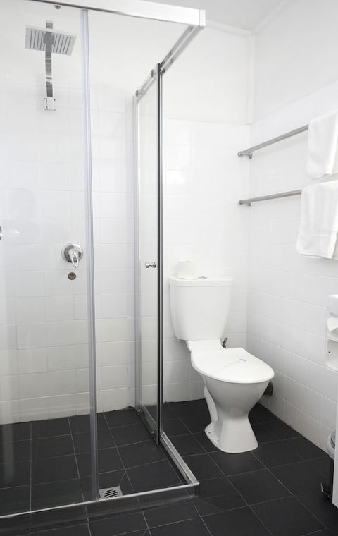 Highway Motor Inn - Hotel NSW 3