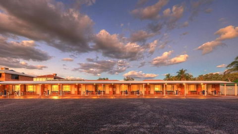 Tommo's Motor Lodge - Hotel NSW 1