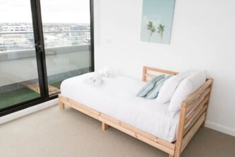 Modern 2 Bedroom Apartment In Melbournes Northcote - Hotel NSW 6