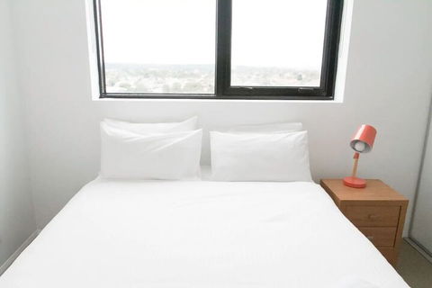 Modern 2 Bedroom Apartment In Melbournes Northcote - Hotel NSW 4