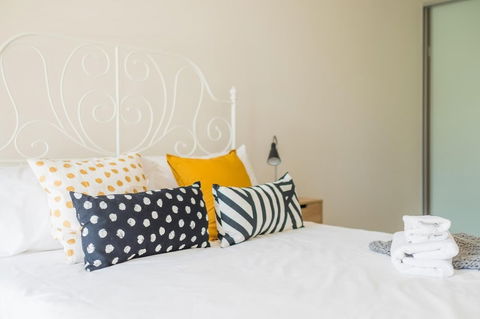 Willis Wolli Crk 73 - Hotel NSW 5