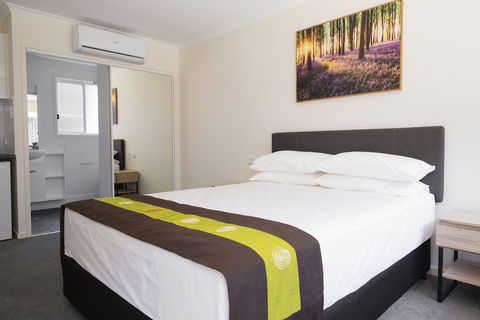 Petrie Mill Motel - Hotel NSW 3
