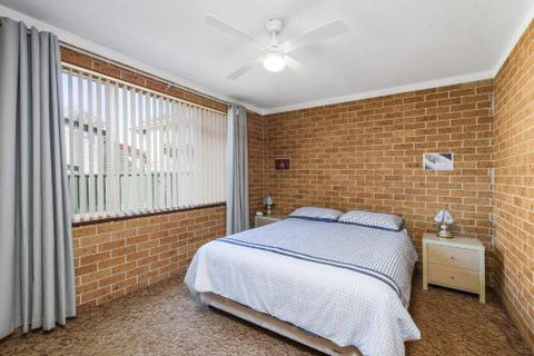 6 Of 12 To 14 Crisallen Street Port Macquarie - Hotel NSW 4