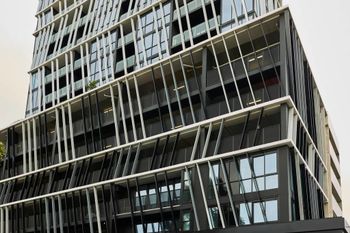 Panoramic Melbourne Views From Stylish Apartment - Hotel NSW 0