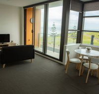 Watt Street 1 BR Apartment w Ocean Views - Hotel NSW