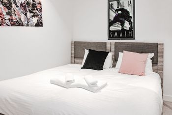 Zenith Melbourne Central - Hotel NSW 2