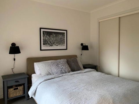 Reindeer 6 - Hotel NSW 5