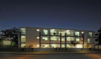 Shoal Bay Beachclub Apartments - Hotel NSW 2