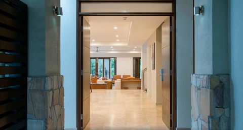 Sea Temple Port Douglas 3 Bedroom Luxury Villa - Hotel NSW 5