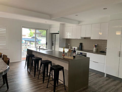 Beach & Bay Holiday House - Hotel NSW 5