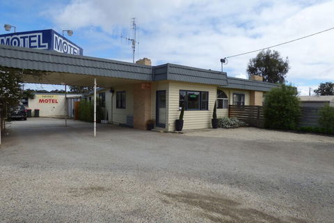 Calder Family Motel - Hotel NSW 2